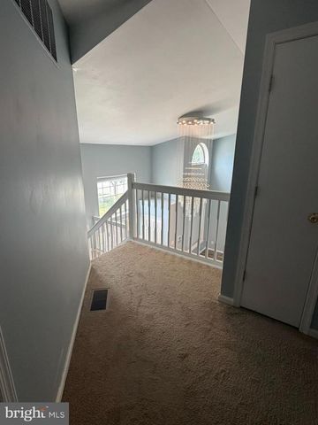 14 WOOD THRUSH AVE, Sicklerville, NJ 08081