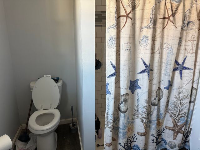 2000 1st Street, Eldorado, IL 62930