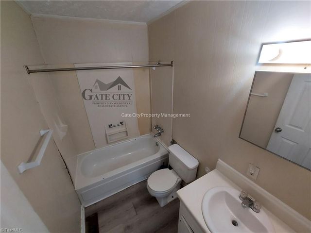1610 Brockett Avenue, High Point, NC 27260