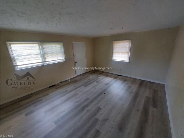 1610 Brockett Avenue, High Point, NC 27260