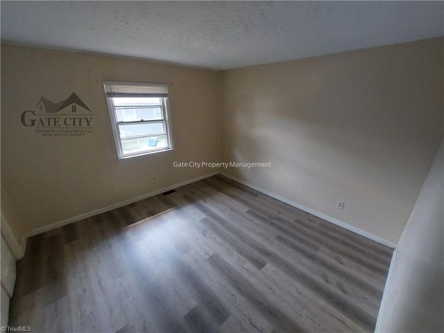 1610 Brockett Avenue, High Point, NC 27260
