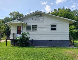 1610 Brockett Avenue, High Point, NC 27260