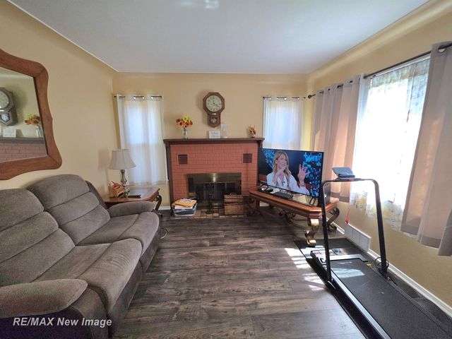 2906 Brandon Street, Flint, MI 48503