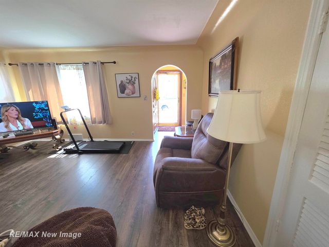 2906 Brandon Street, Flint, MI 48503