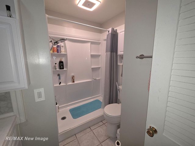 2906 Brandon Street, Flint, MI 48503