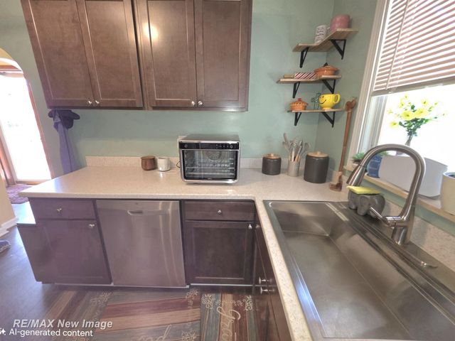 2906 Brandon Street, Flint, MI 48503