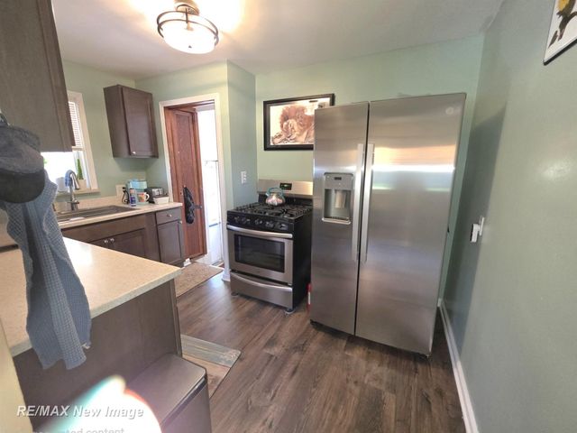 2906 Brandon Street, Flint, MI 48503