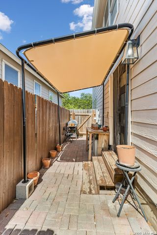 7938 Mainland Woods A, San Antonio, TX 78250