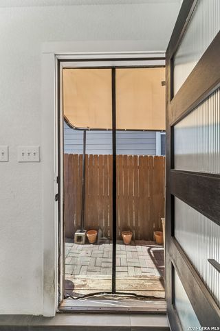 7938 Mainland Woods A, San Antonio, TX 78250