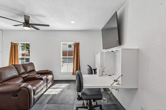 7938 Mainland Woods A, San Antonio, TX 78250