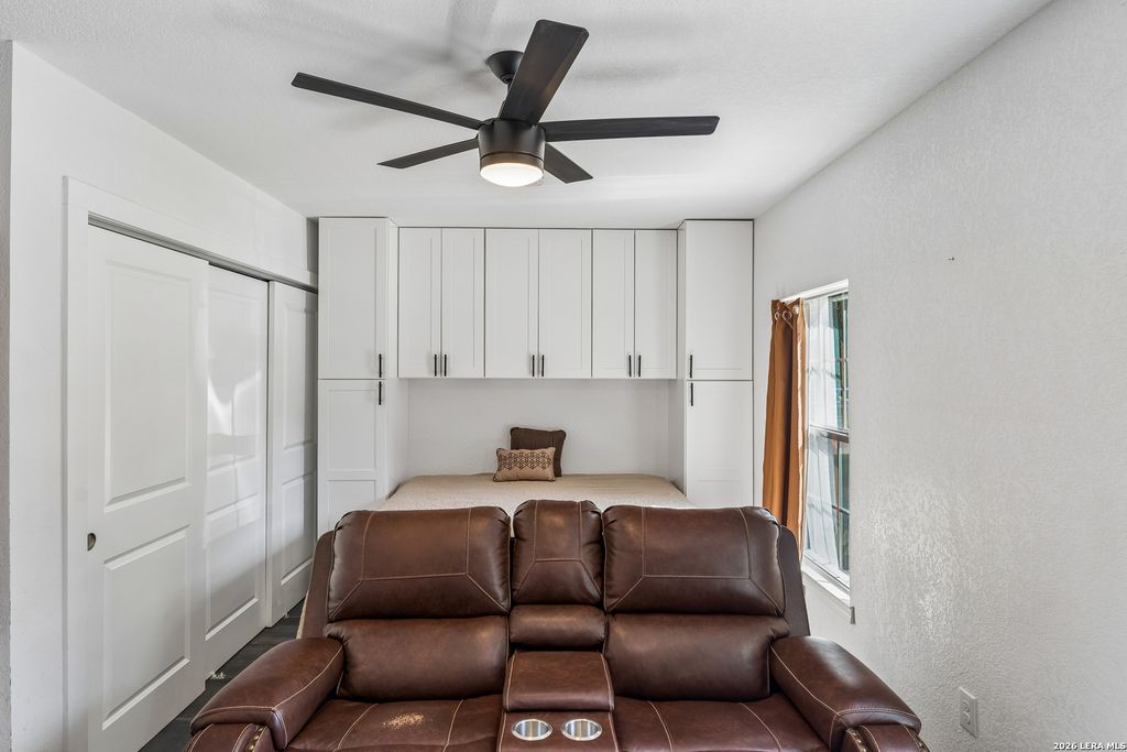 7938 Mainland Woods A, San Antonio, TX 78250