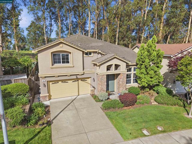 835 Meadow View Dr, Richmond, CA 94806