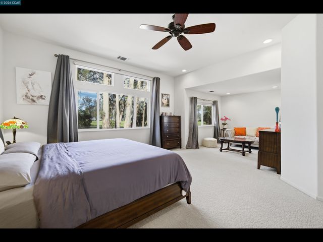 835 Meadow View Dr, Richmond, CA 94806