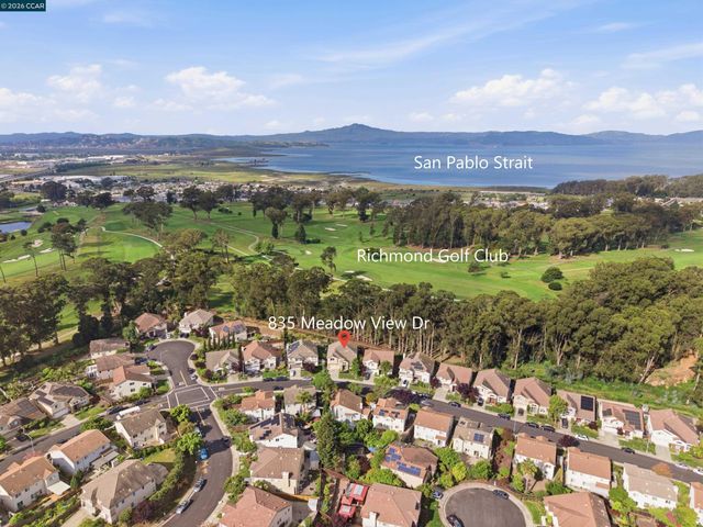 835 Meadow View Dr, Richmond, CA 94806