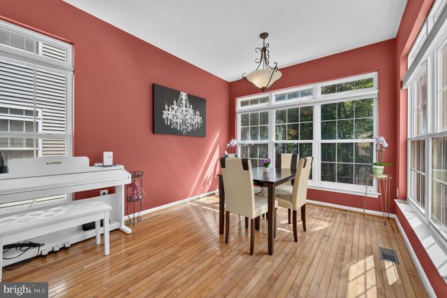 7322 HAMPTON MANOR PL, Springfield, VA 22150