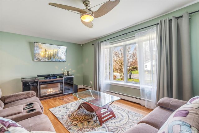199 Concord Road, Shirley, NY 11967