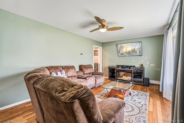 199 Concord Road, Shirley, NY 11967