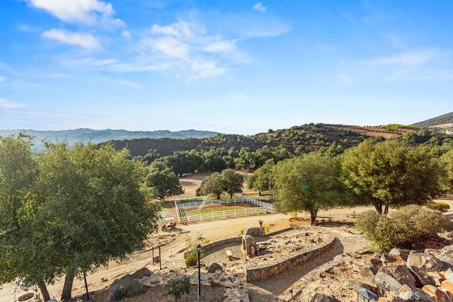 40075 Avenida La Cresta, Murrieta, CA 92562