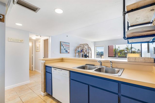 3160 MATECUMBE KEY ROAD 221, Punta Gorda, FL 33955