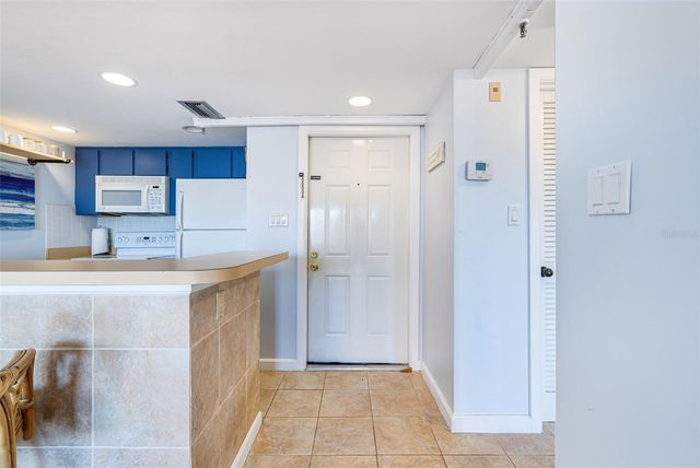 3160 MATECUMBE KEY ROAD 221, Punta Gorda, FL 33955