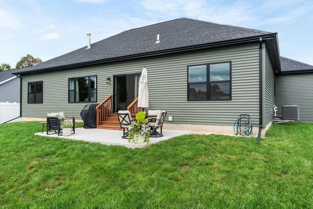 67 E Ash Lane, Milton, WI 53563