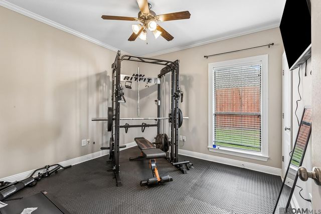 14169 Twelve Oaks Dr, Walker, LA 70785