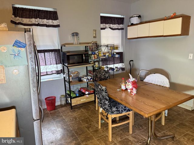 216 E MARSHALL ST, Norristown, PA 19401