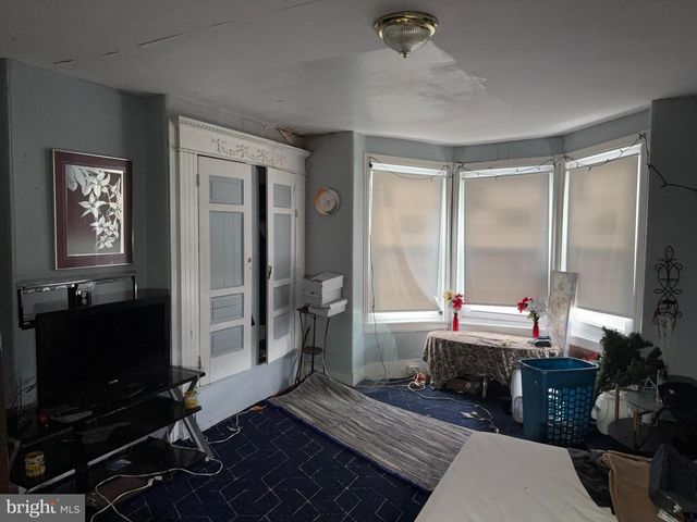 216 E MARSHALL ST, Norristown, PA 19401