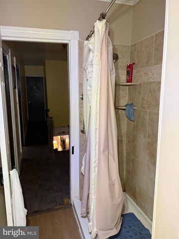 216 E MARSHALL ST, Norristown, PA 19401