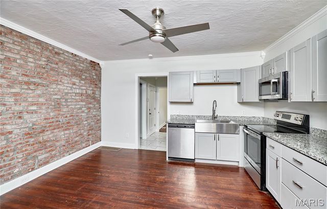 3541 Oregon Avenue, St Louis, MO 63118