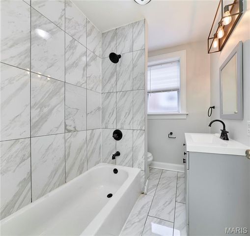 3541 Oregon Avenue, St Louis, MO 63118
