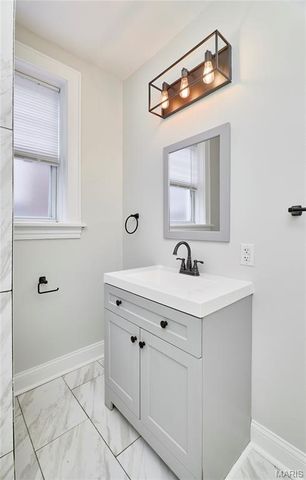 3541 Oregon Avenue, St Louis, MO 63118