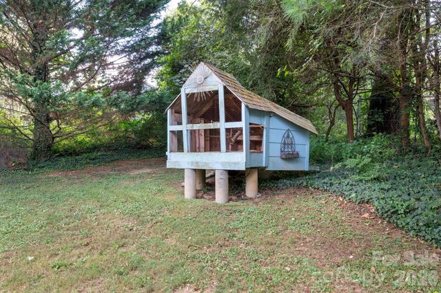 109 Wilshire Drive, Asheville, NC 28806