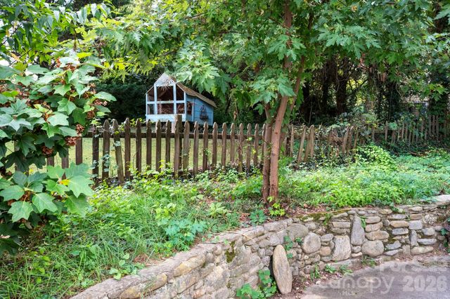 109 Wilshire Drive, Asheville, NC 28806