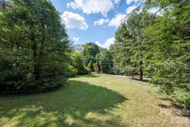 109 Wilshire Drive, Asheville, NC 28806