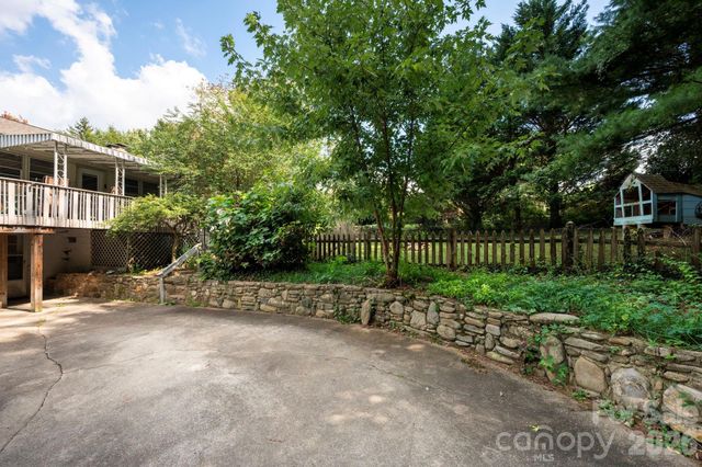 109 Wilshire Drive, Asheville, NC 28806