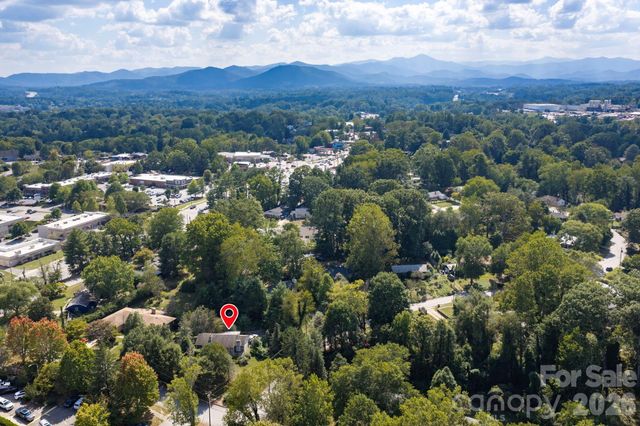 109 Wilshire Drive, Asheville, NC 28806