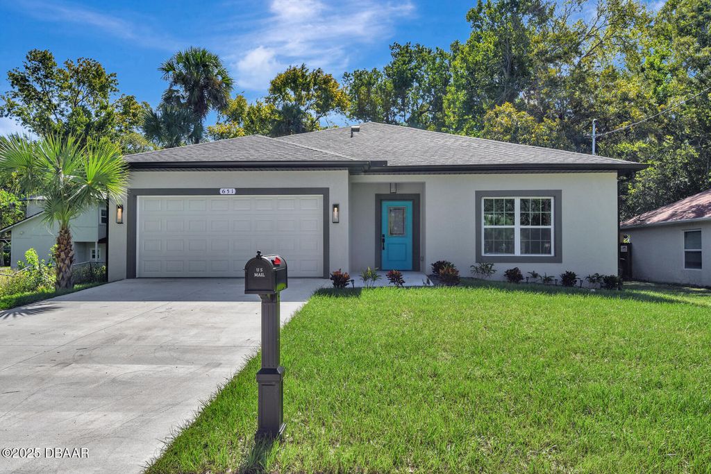 651 Madison Avenue, Daytona Beach, FL 32114