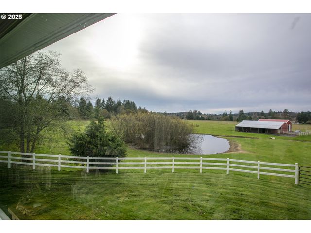 35364 SEARLS Ln, Astoria, OR 97103