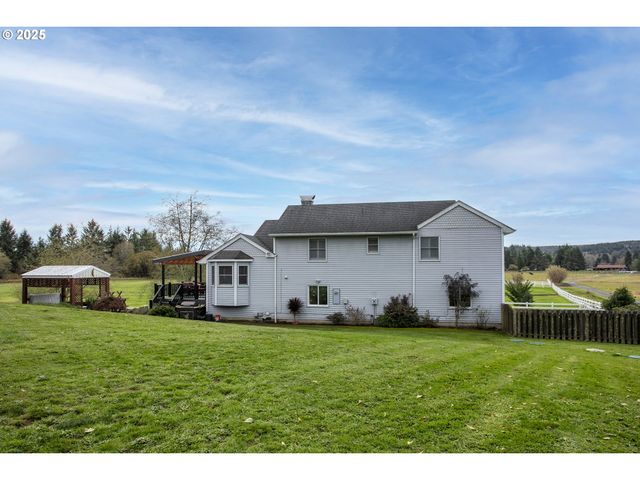 35364 SEARLS Ln, Astoria, OR 97103