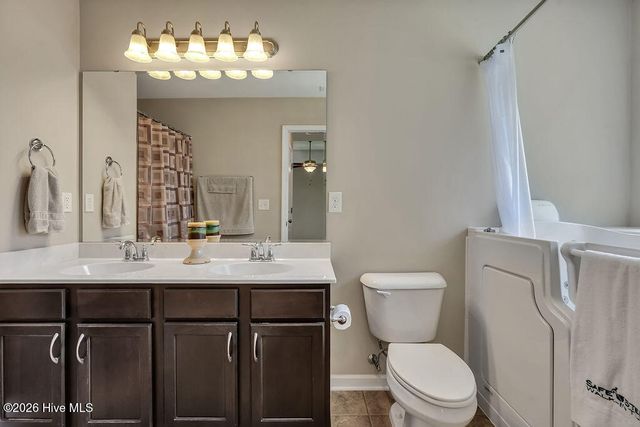 107 Hillshire Drive, Winnabow, NC 28479