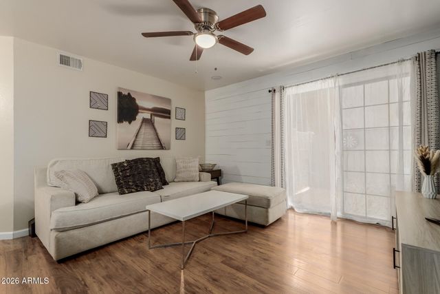 533 W GUADALUPE Road 1001, Mesa, AZ 85210