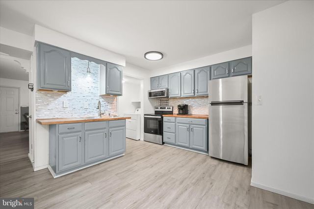 423 CLOVER CT, Taneytown, MD 21787