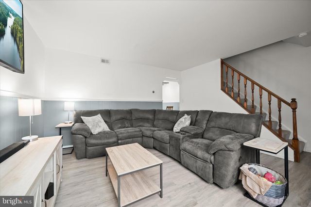 423 CLOVER CT, Taneytown, MD 21787