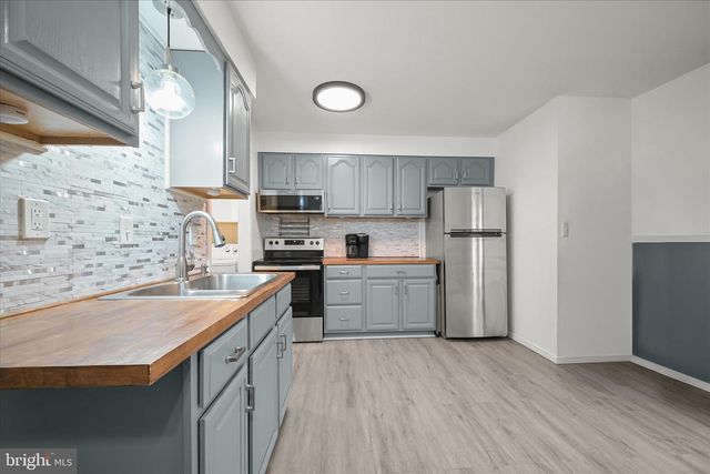 423 CLOVER CT, Taneytown, MD 21787