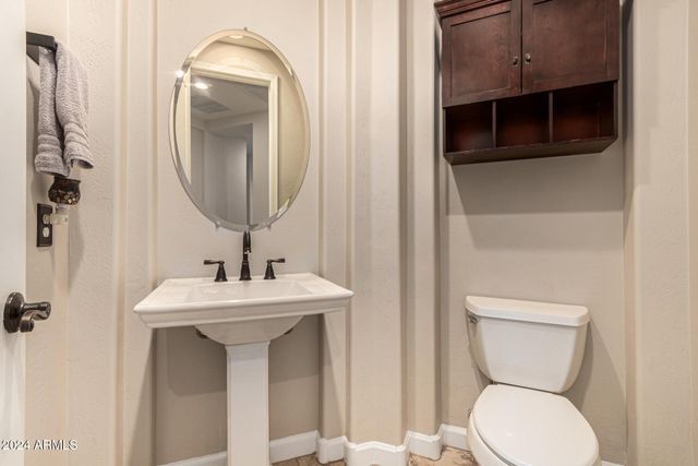 9246 W MOLLY Lane, Peoria, AZ 85383