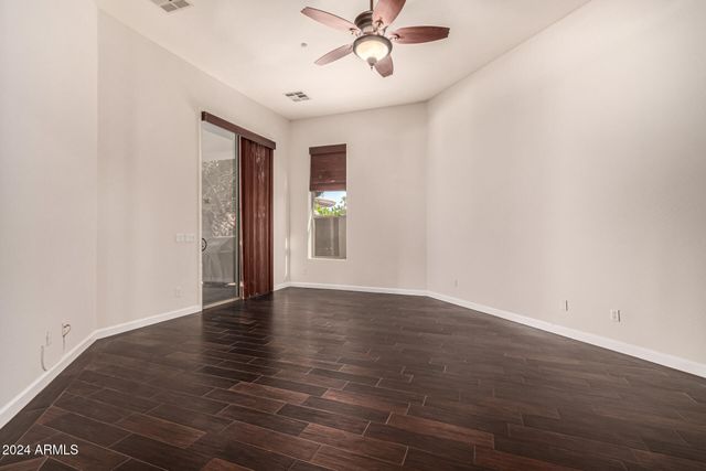 9246 W MOLLY Lane, Peoria, AZ 85383