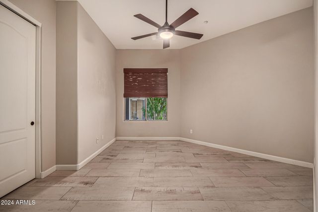 9246 W MOLLY Lane, Peoria, AZ 85383