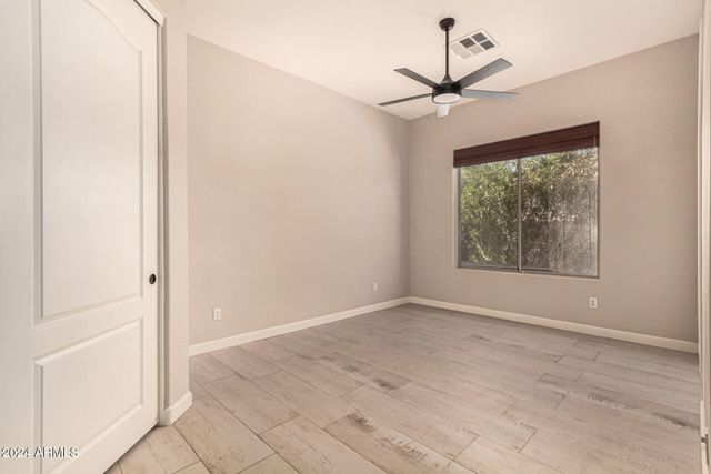 9246 W MOLLY Lane, Peoria, AZ 85383