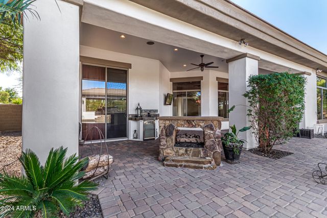 9246 W MOLLY Lane, Peoria, AZ 85383